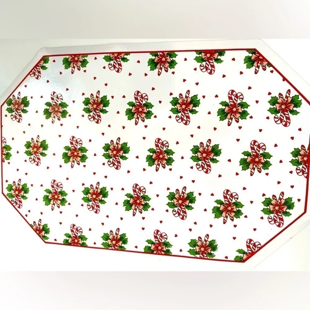 VTG Holiday Coordinates 8 Piece Set Table Fashion Christmas Place Mats Coasters